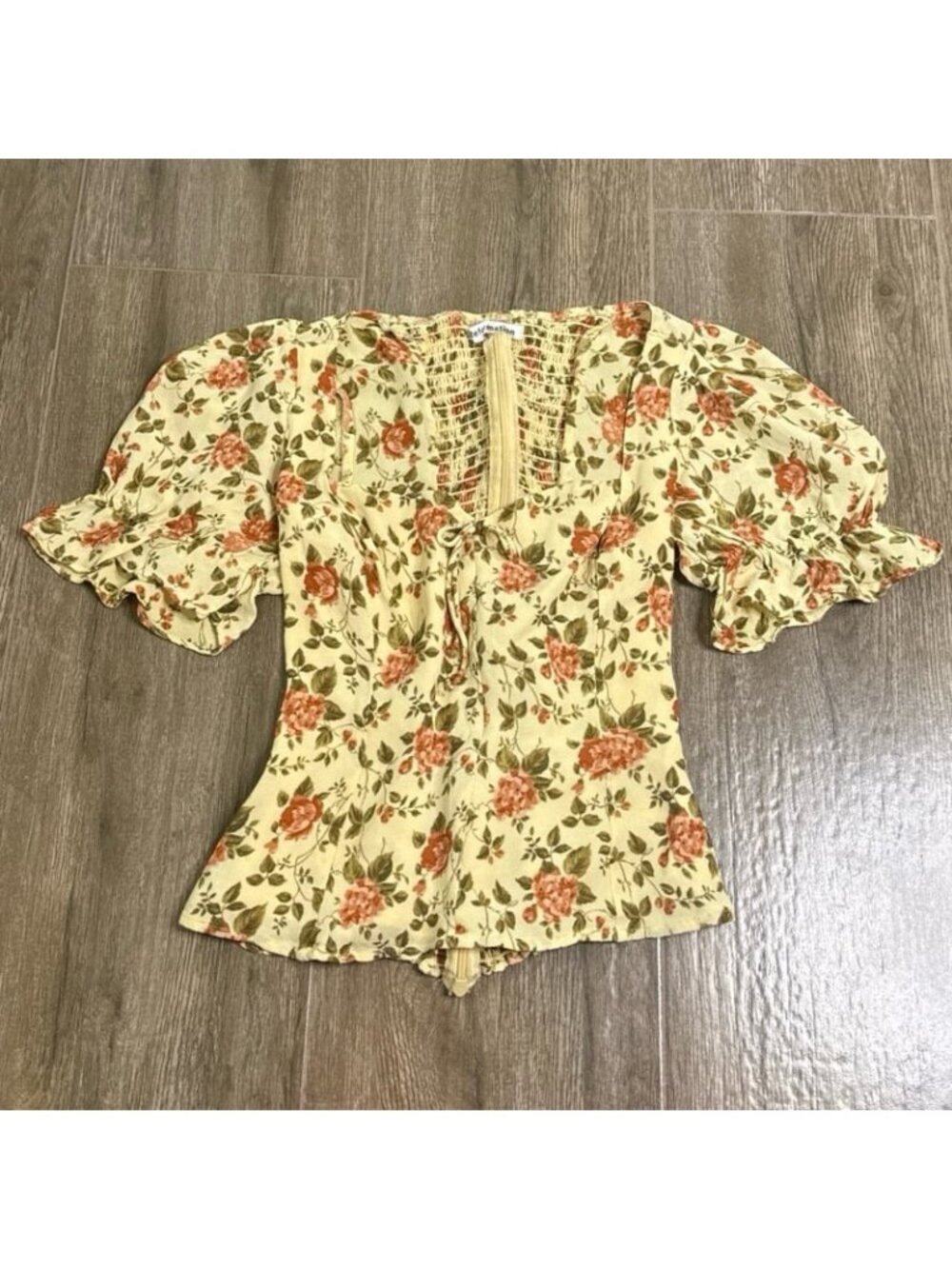 Reformation Delevan floral top Varrena Floral cream red flowers print size 4